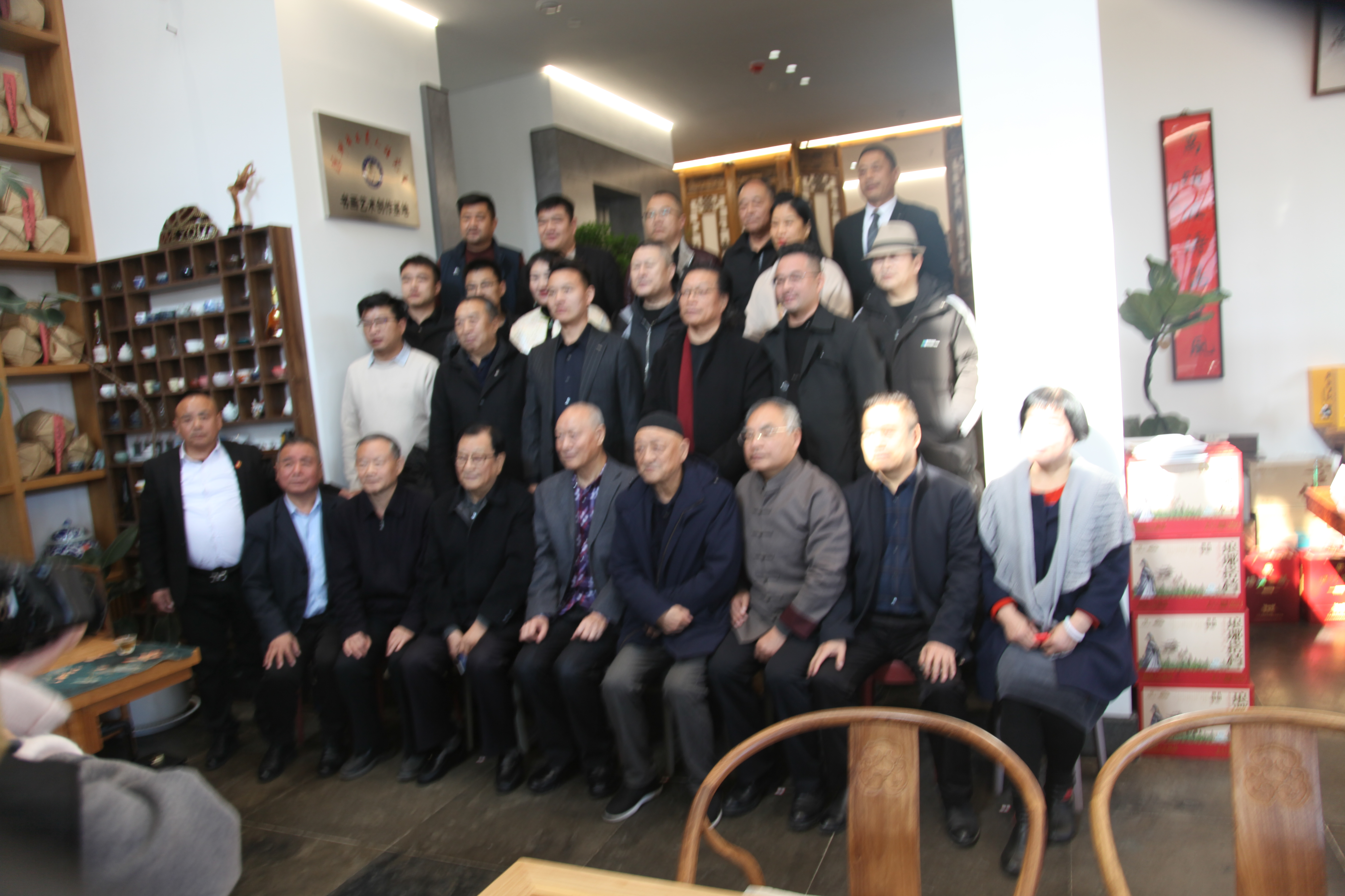 新沂蒙网祝贺高峰中国画作品展圆满成功