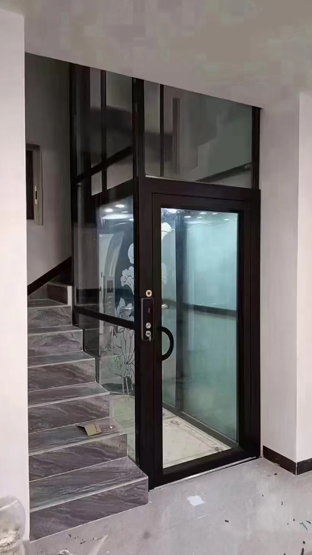 韩强智能家用电梯教你如何解决垂直交通难题